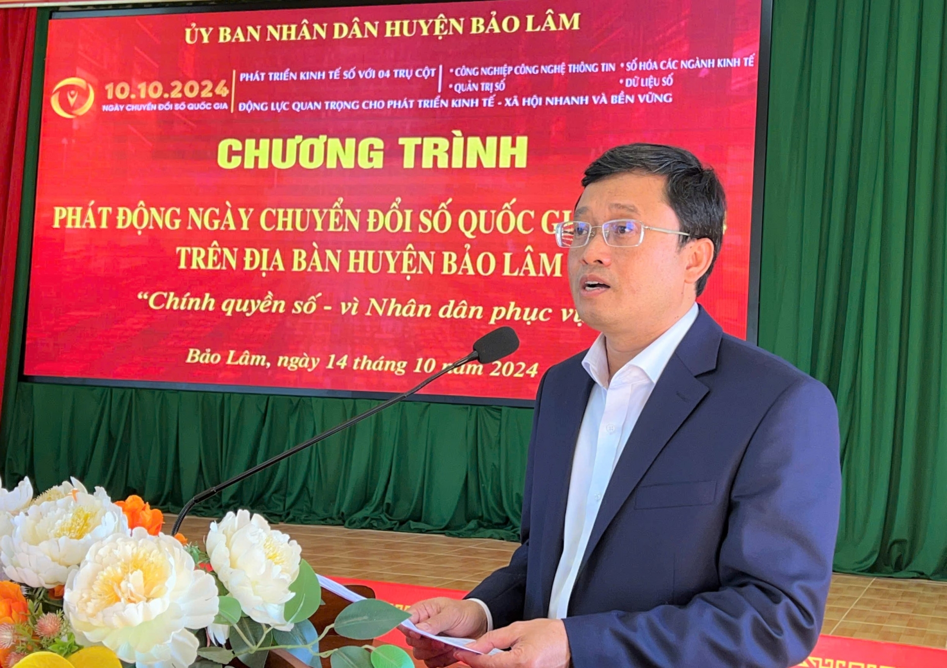 Chủ tịch UBND huyện Bảo Lâm Trương Hoài Minh phát biểu chỉ đạo tại lễ phát động hưởng ứng Ngày Chuyển đổi số