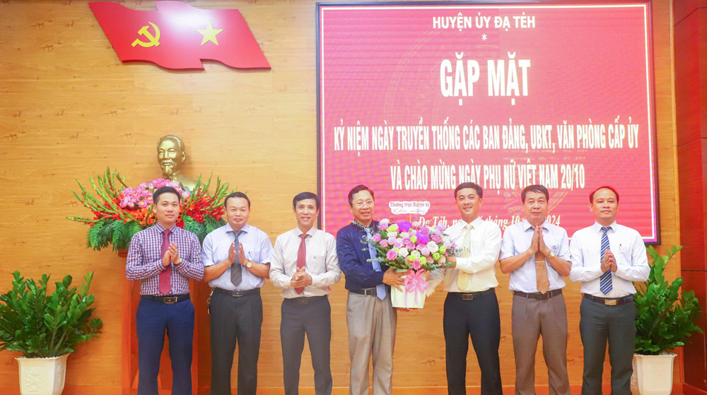 Đạ Tẻh: Gặp mặt kỷ niệm Ngày Truyền thống các Ban Đảng, Ủy ban Kiểm tra và Văn phòng cấp ủy