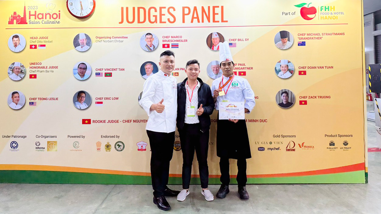 Bếp trưởng Trần Văn Khánh đoạt Huy chương Vàng tại Cuộc thi Đầu bếp tài năng Việt Nam