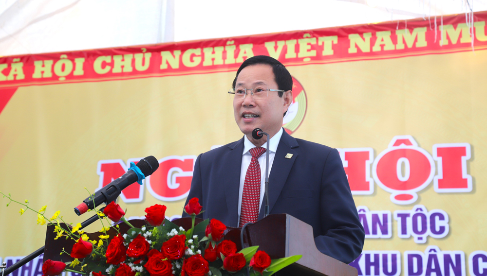 Đồng chí Phạm Triều - Chủ tịch Ủy ban MTTQ Việt Nam tỉnh phát biểu tại ngày hội