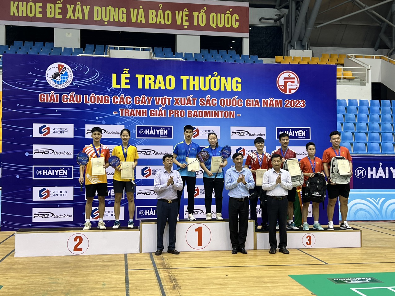 Lâm Đồng: Đoàn VĐV giành 1 HCV, HCB tại giải Cầu lông các cây vợt xuất sắc Quốc gia năm 2023