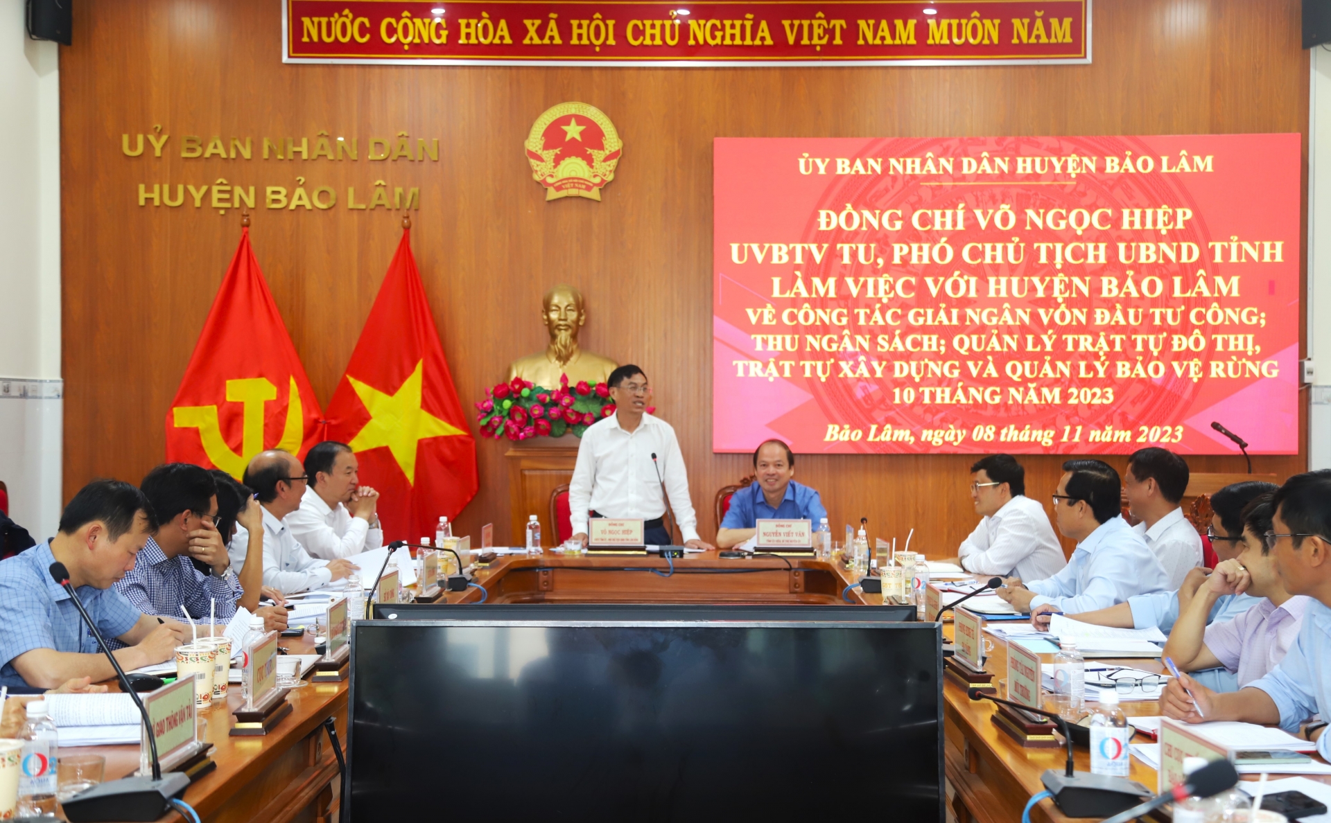 Phó Chủ tịch UBND tỉnh Lâm Đồng Võ Ngọc Hiệp làm việc với huyện Bảo Lâm