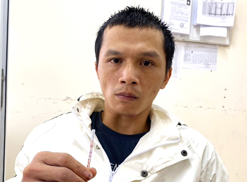 Bảo Lộc: Khởi tố, bắt giam đối tượng cướp bông tai của học sinh
