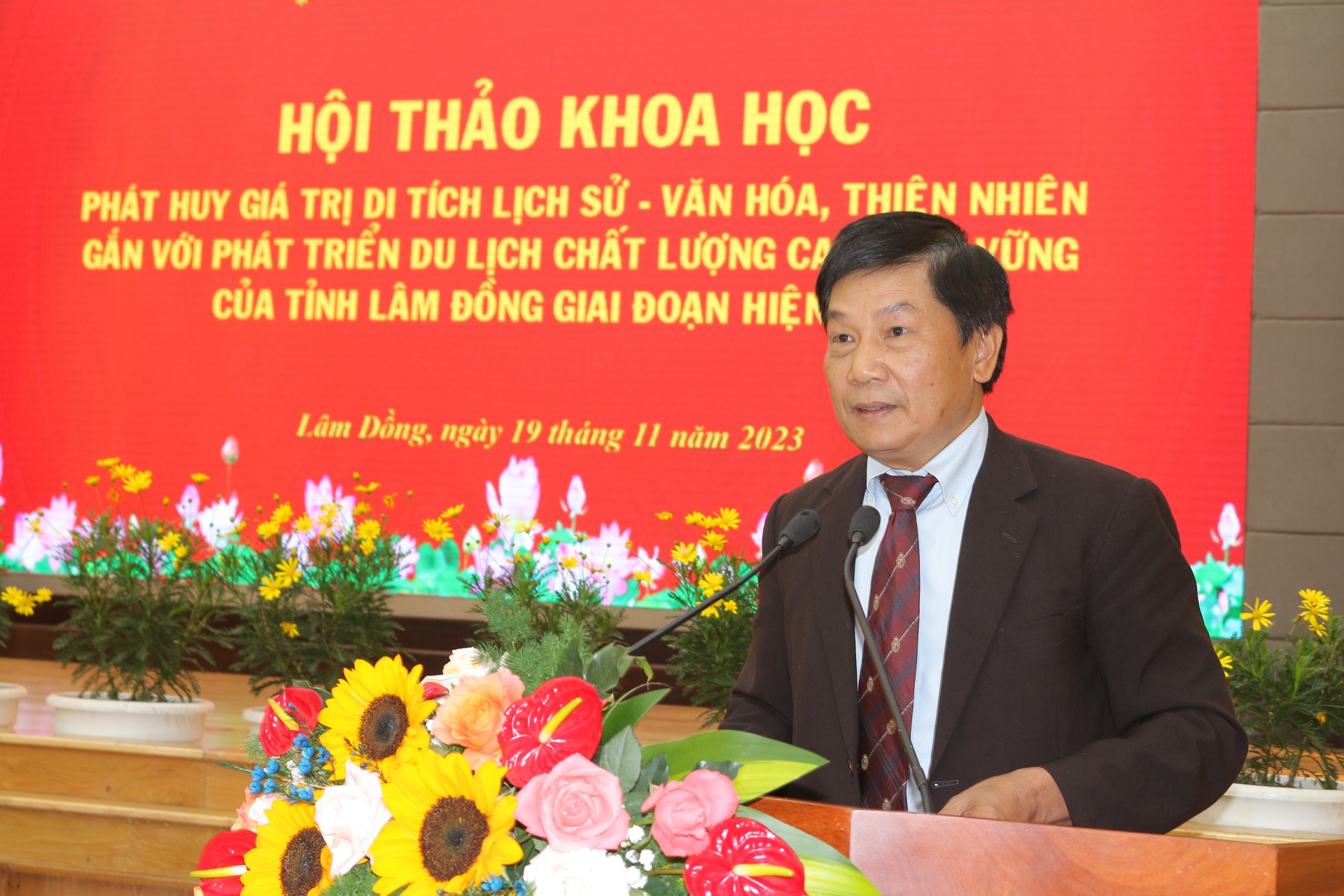 Lãnh đạo Hội nhà báo Lâm Đồng tham luận về phong cách người Đà Lạt - hai câu chuyện, một góc nhìn du lịch