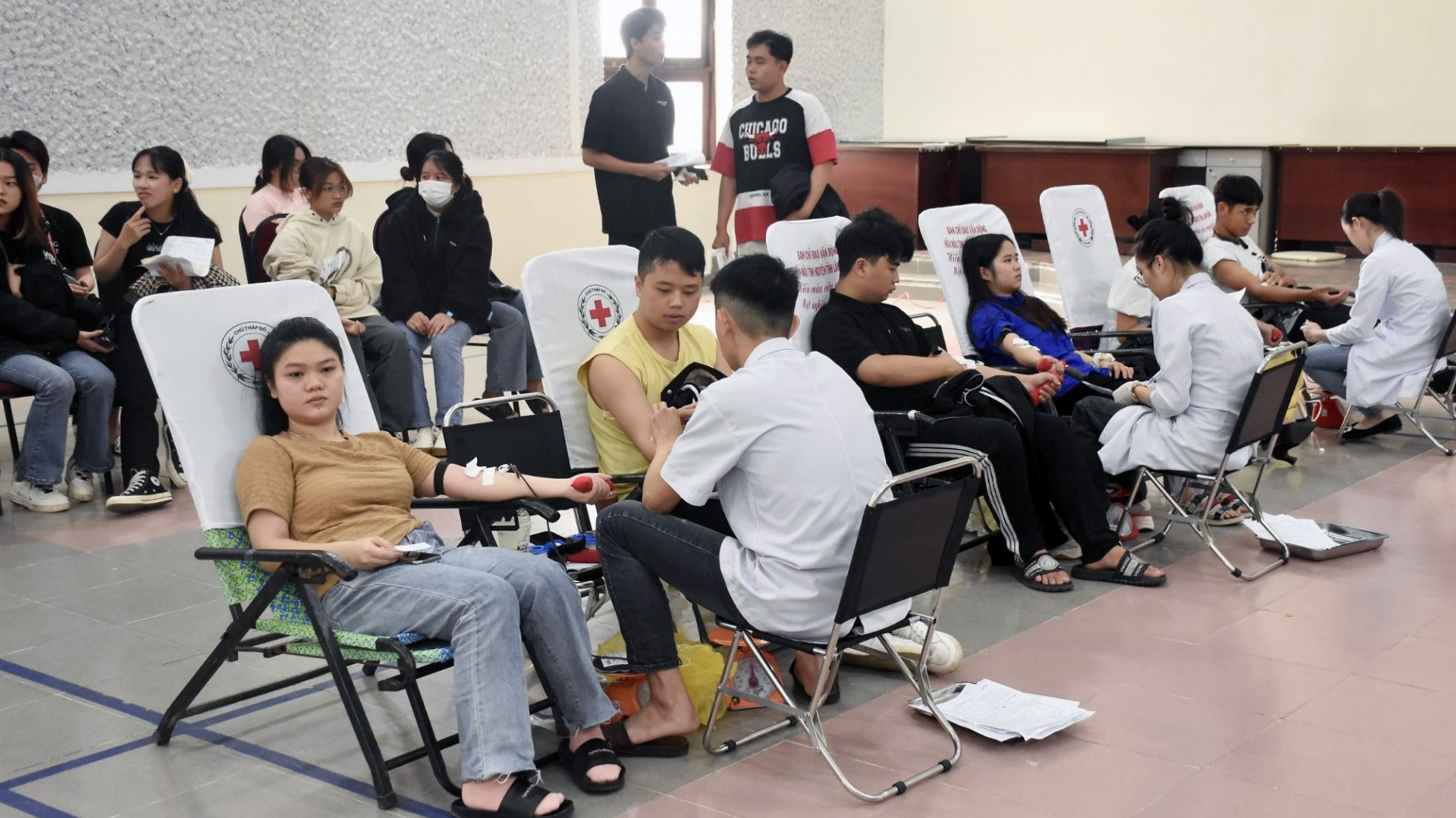 Thu được 186 đơn vị máu trong ngày hội hiến máu tình nguyện Trường Đại học Yersin Đà Lạt