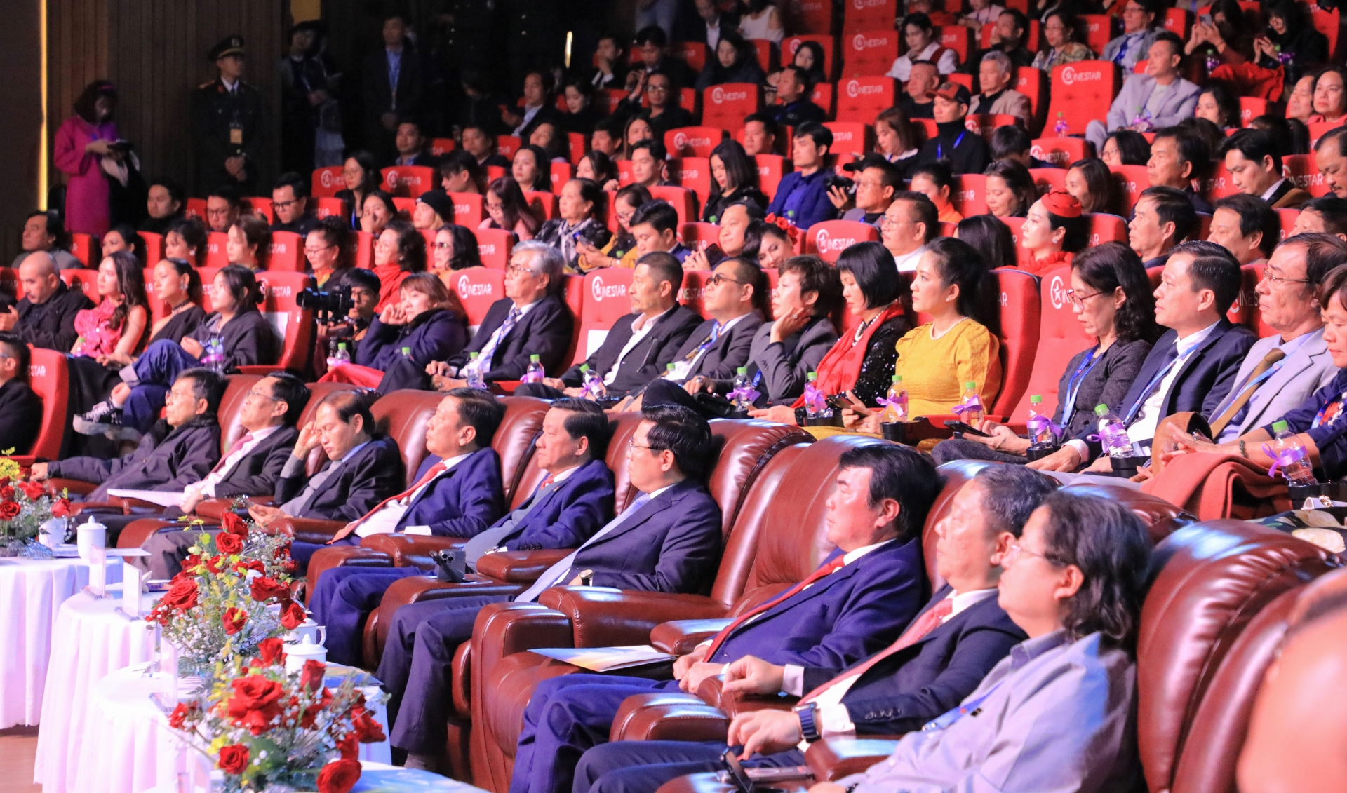 Lãnh đao tỉnh Lâm Đồng và Bộ VH-TT-DL dự lễ trao giải