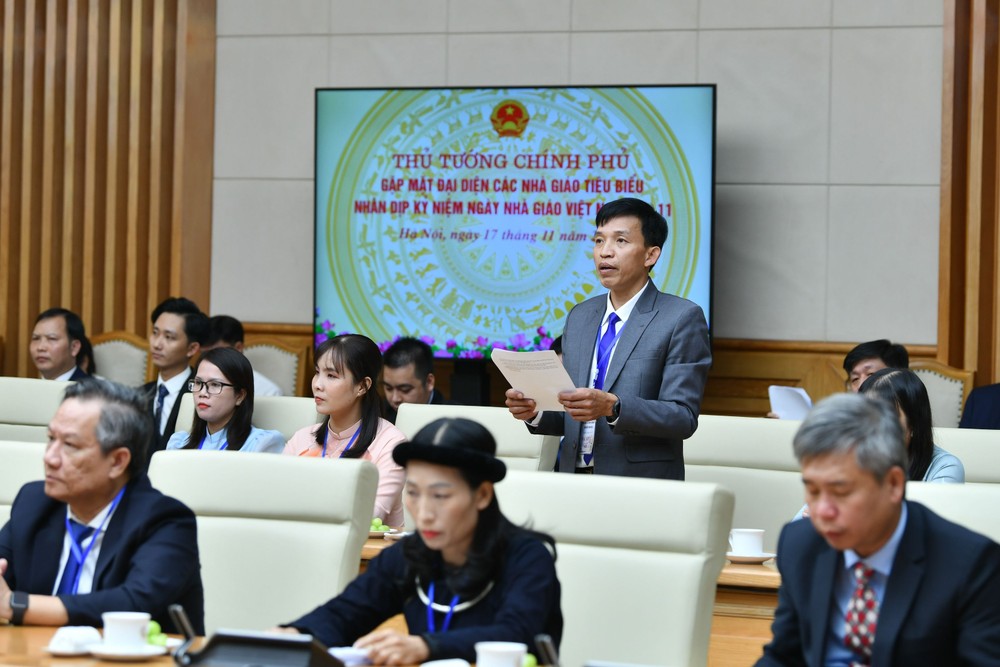 Nhà giáo Lâm Đồng vinh dự phát biểu trong cuộc gặp gỡ Thủ tướng Chính phủ