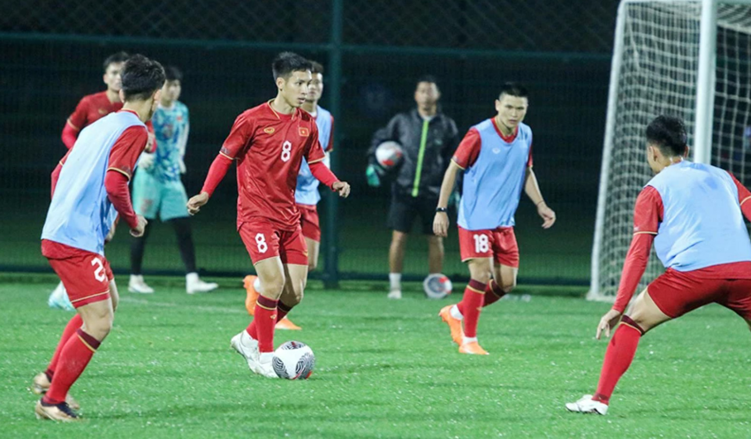 Nâng cao hiệu quả hàng công của đội tuyển Việt Nam