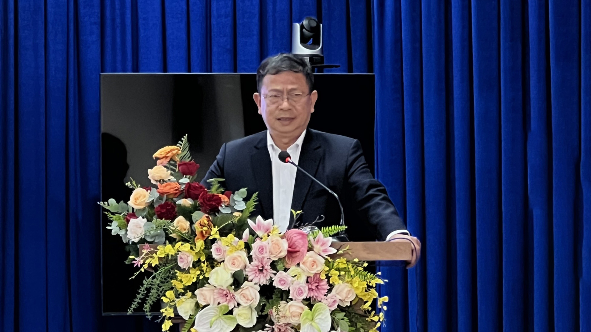 Phó Chủ tịch UBND thành phố Đà Lạt Võ Ngọc Trình tiếp thu, giải trình các kiến nghị thuộc thẩm quyền