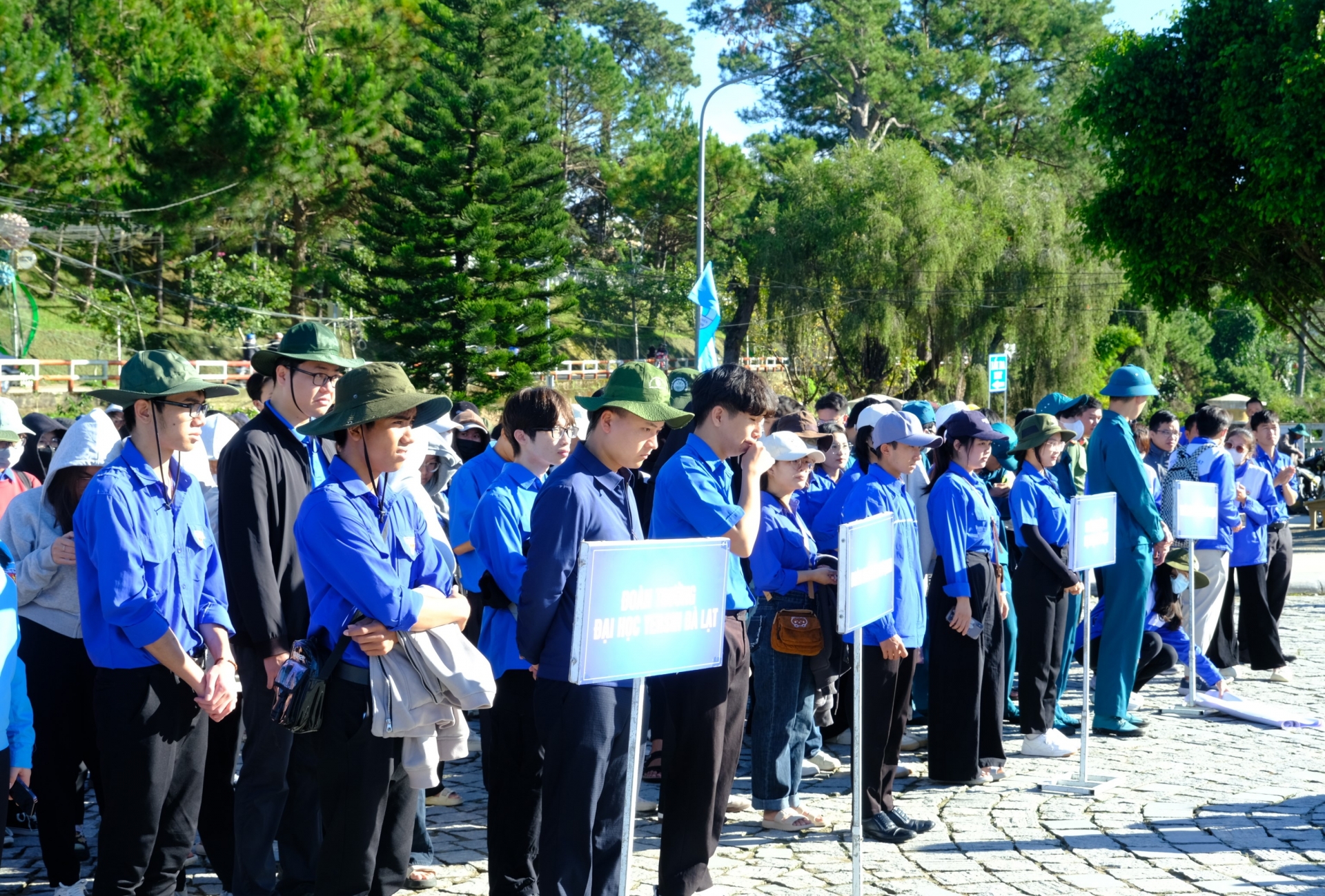 Đông đảo đoàn viên, thanh niên tham gia lễ phát động