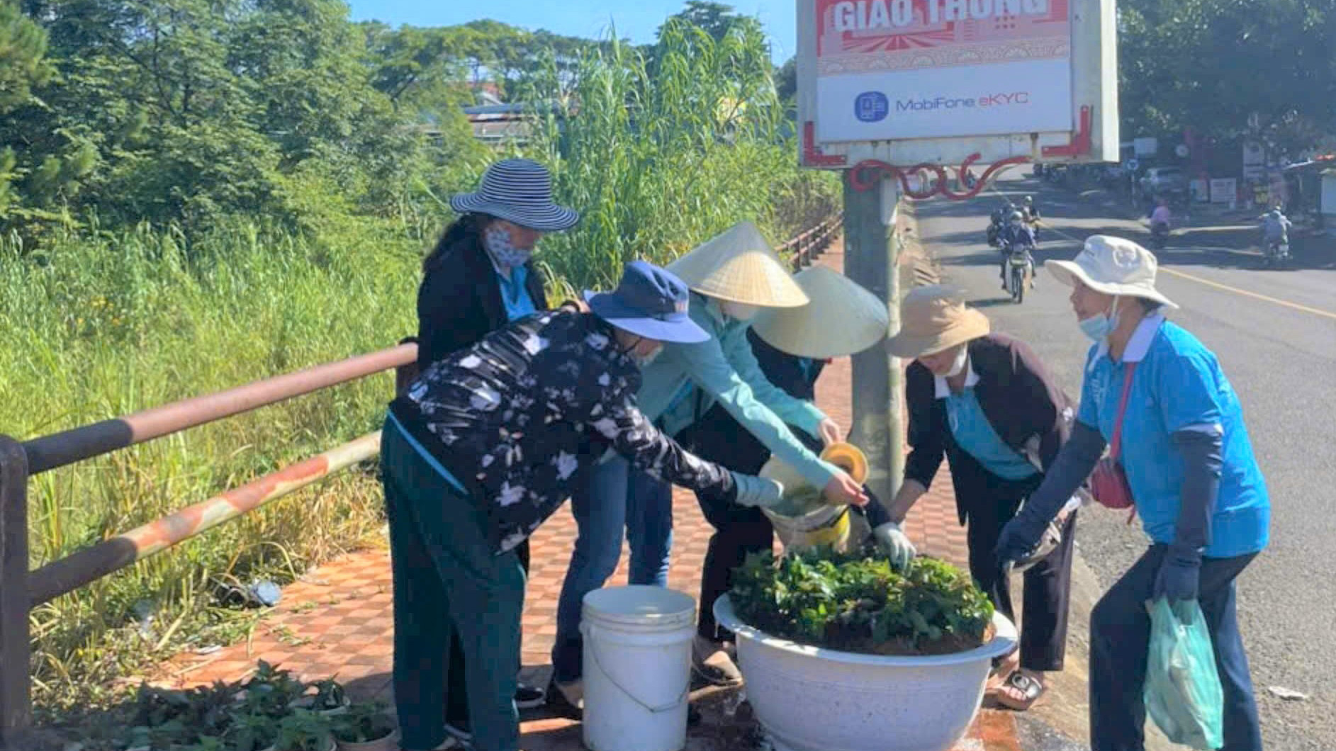 Bảo Lộc: Chung tay tôn tạo cảnh quan chào mừng Festival Hoa Đà Lạt năm 2024