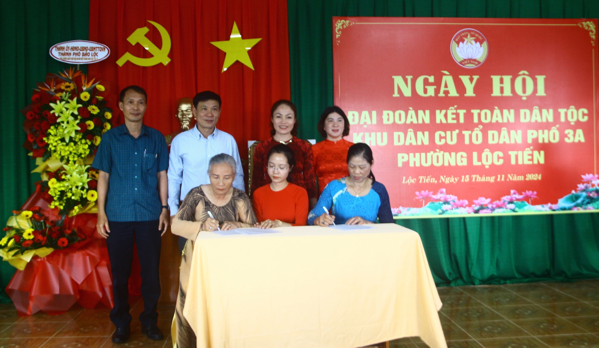 Các đoàn thể trong TDP ký kết giao ước thi đua