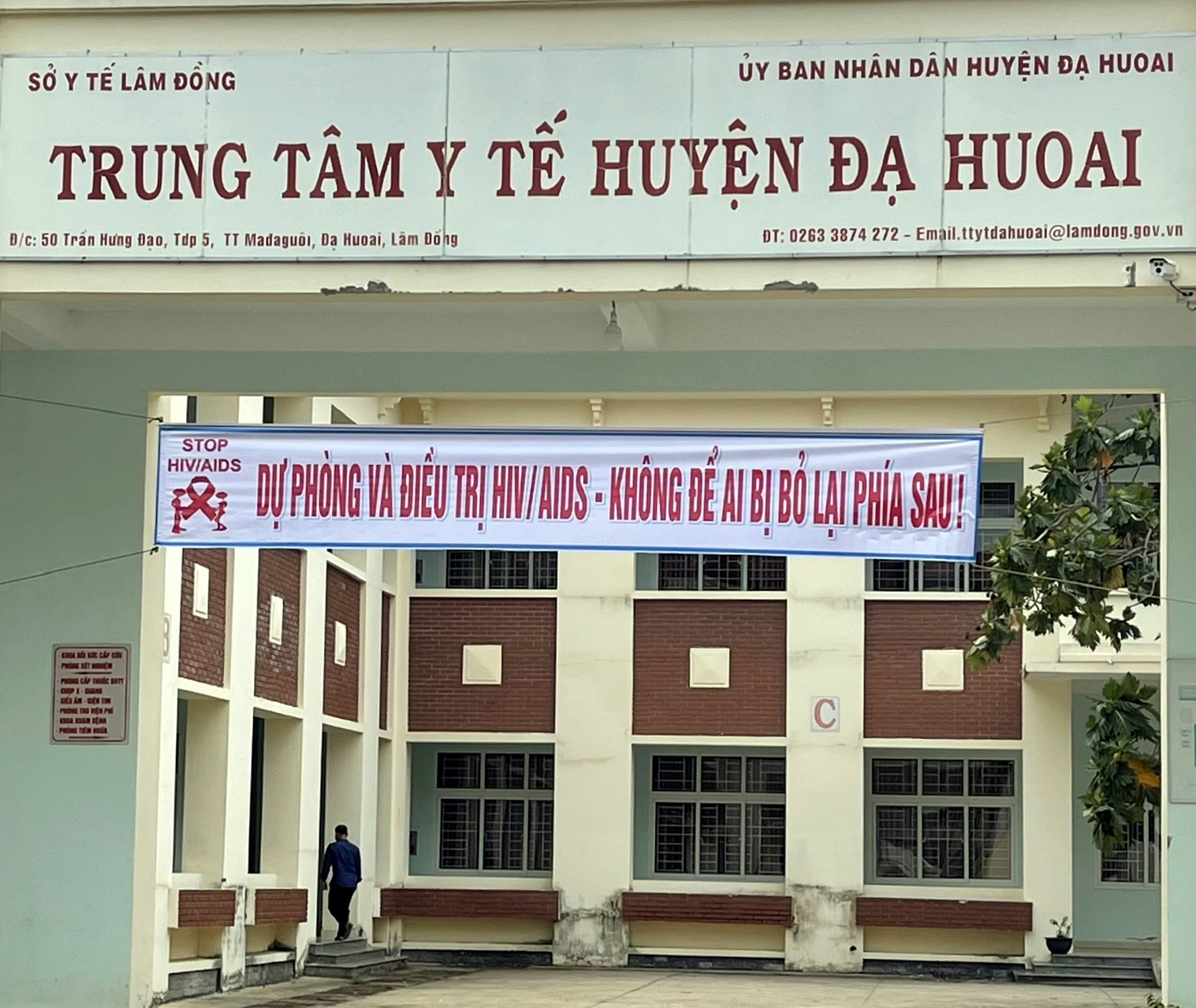 Truyền thông phòng chống HIV/AIDS tại Trung tâm Y tế huyện Đạ Huoai