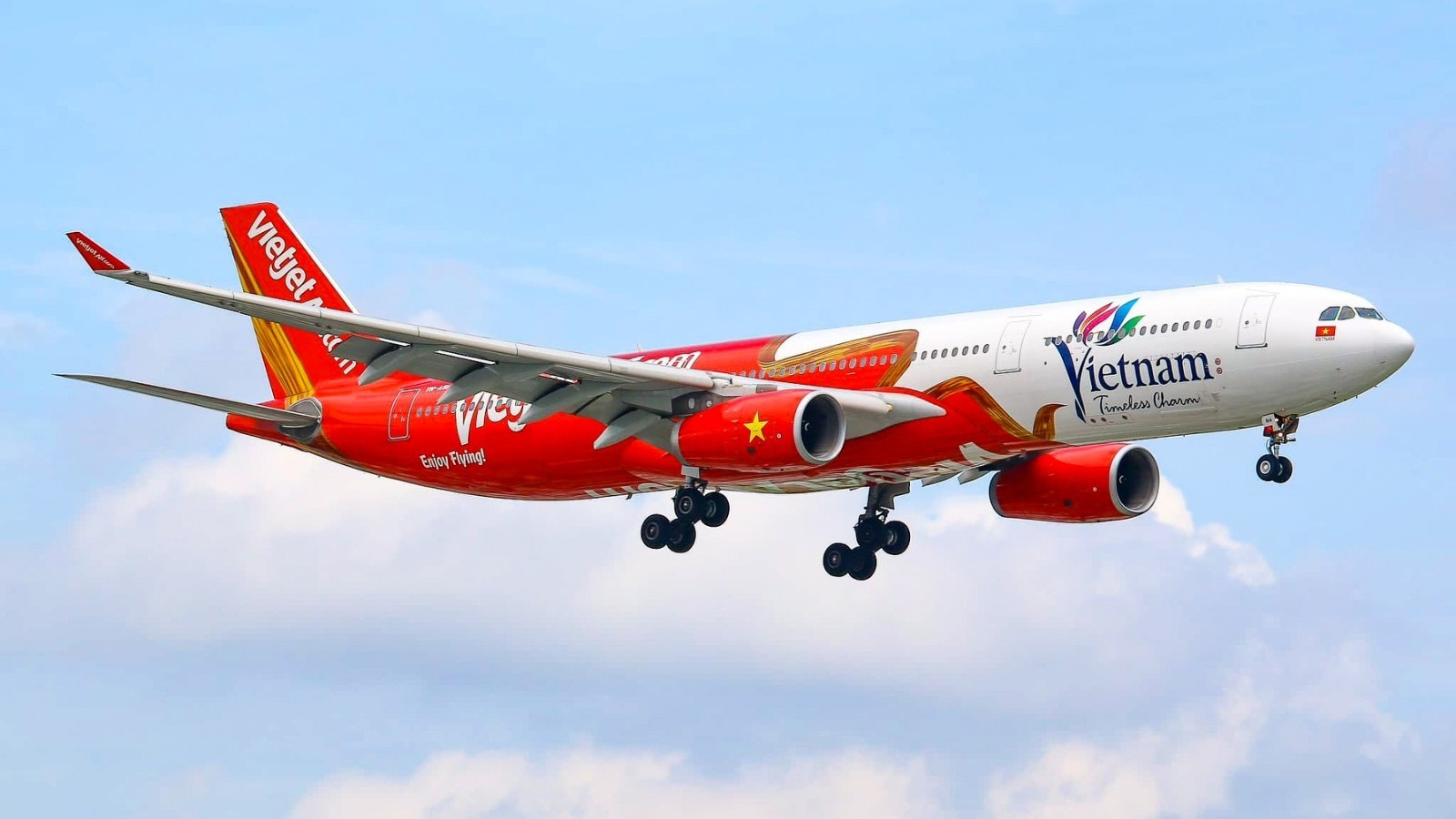 Vietjet dành tặng hành khách cơ hội vàng tận hưởng trải nghiệm bay thư thái, đẳng cấp khi mua vé Business và SkyBoss với ưu đãi hấp dẫn