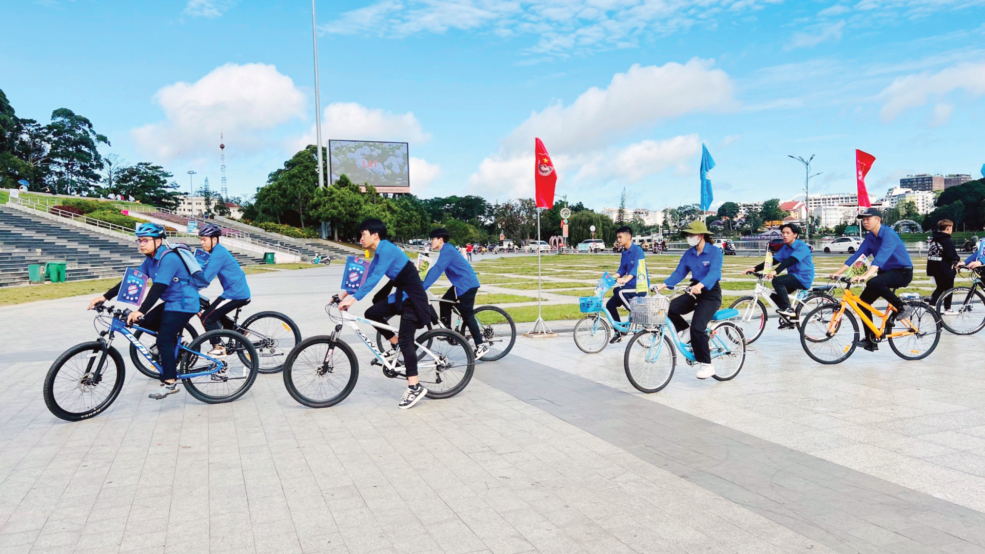 Xây dựng TP Đà Lạt “sáng, xanh, sạch, đẹp” chào mừng Festival Hoa