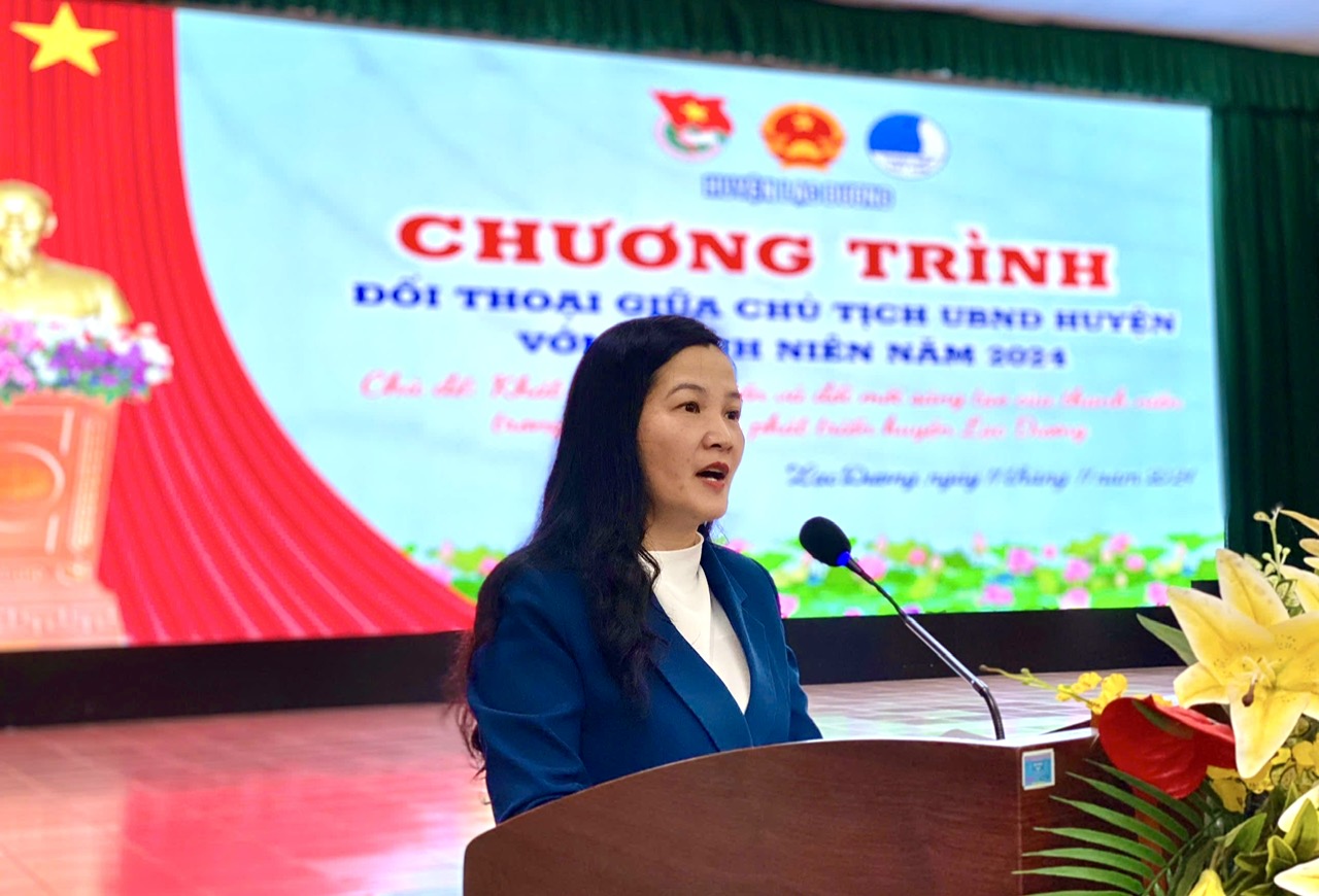 đồng chí Trần Thị Chúc Quỳnh - Bí thư Huyện ủy Lạc DươngPhát biểu chỉ đạo tại chương trình