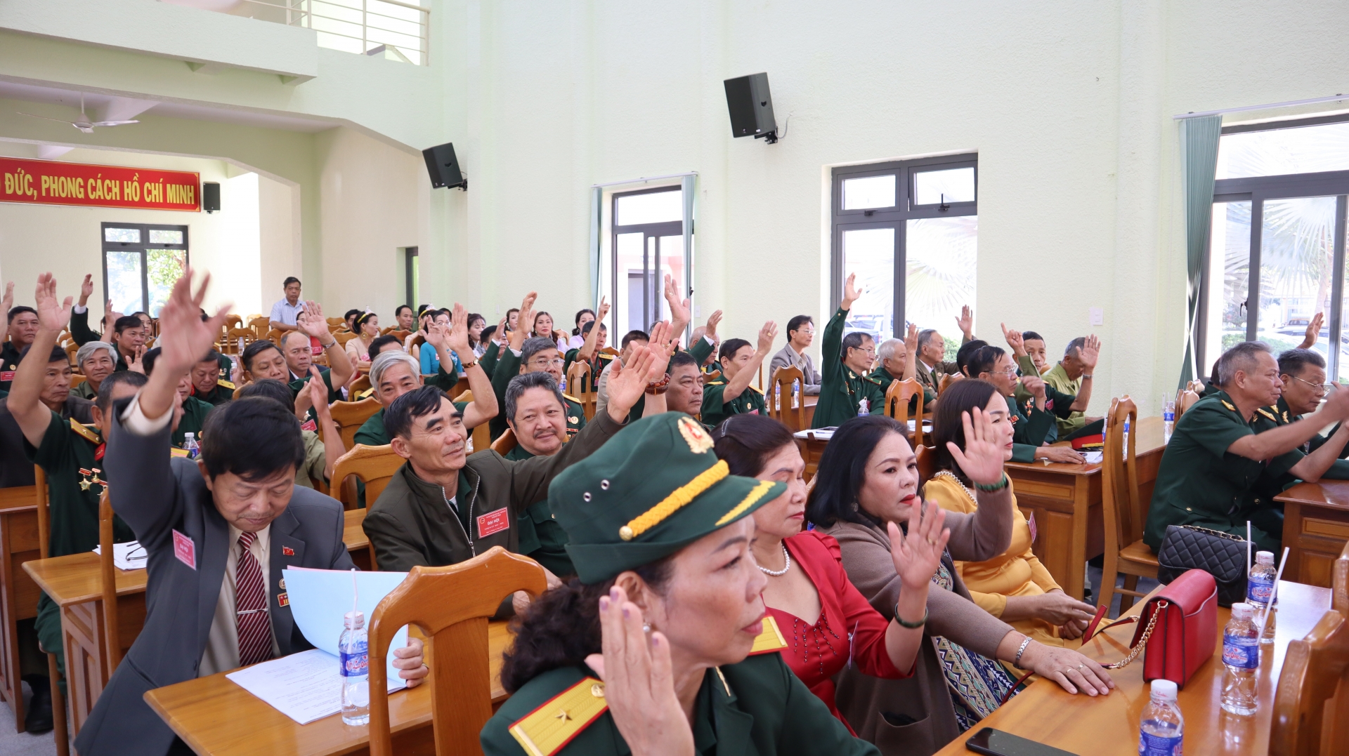 Biểu quyết thống nhất các mục tiêu, phương hướng và quy chế hoạt động của Chi hội Hữu nghị Việt Nam - Campuchia huyện Đức Trọng, nhiệm kỳ 2023 - 2026