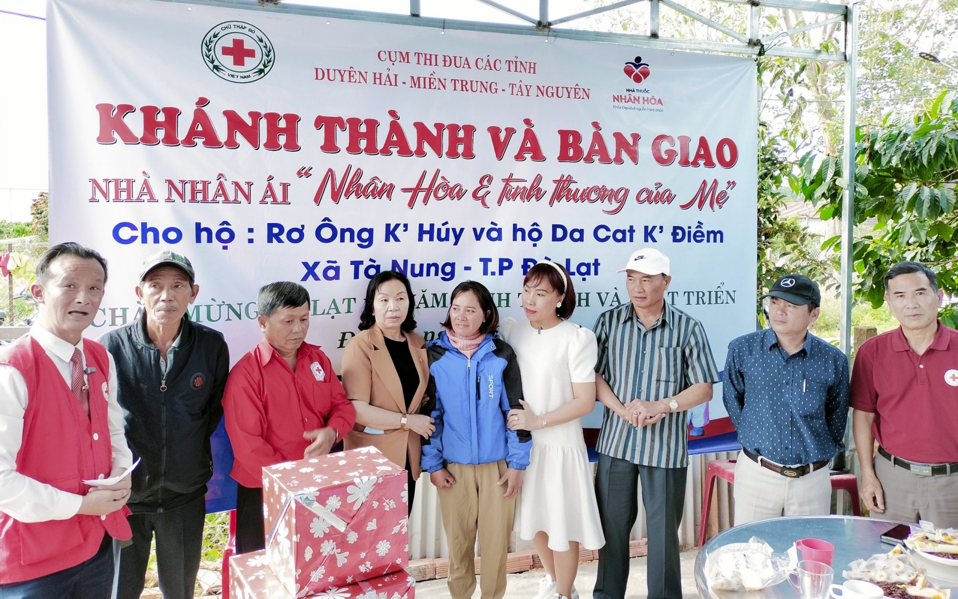 Đà Lạt: Hội Chữ thập đỏ trao tặng nhà nhân ái cho gia đình khó khăn