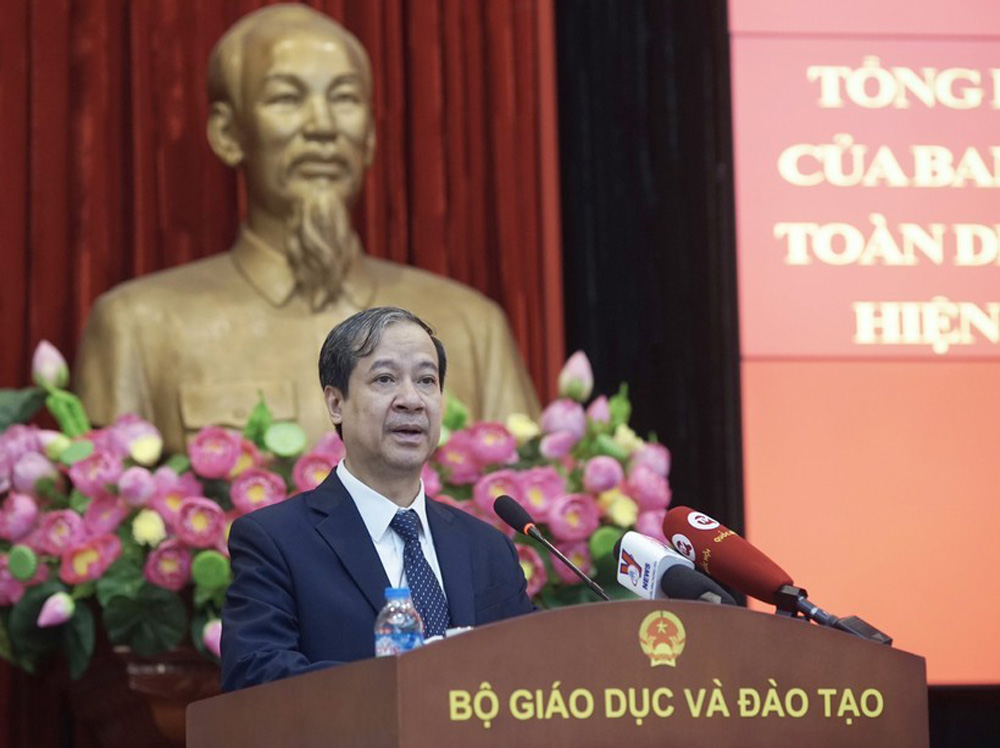 Bộ trưởng Bộ GD&ĐT Nguyễn Kim Sơn phát biểu khai mạc hội nghị