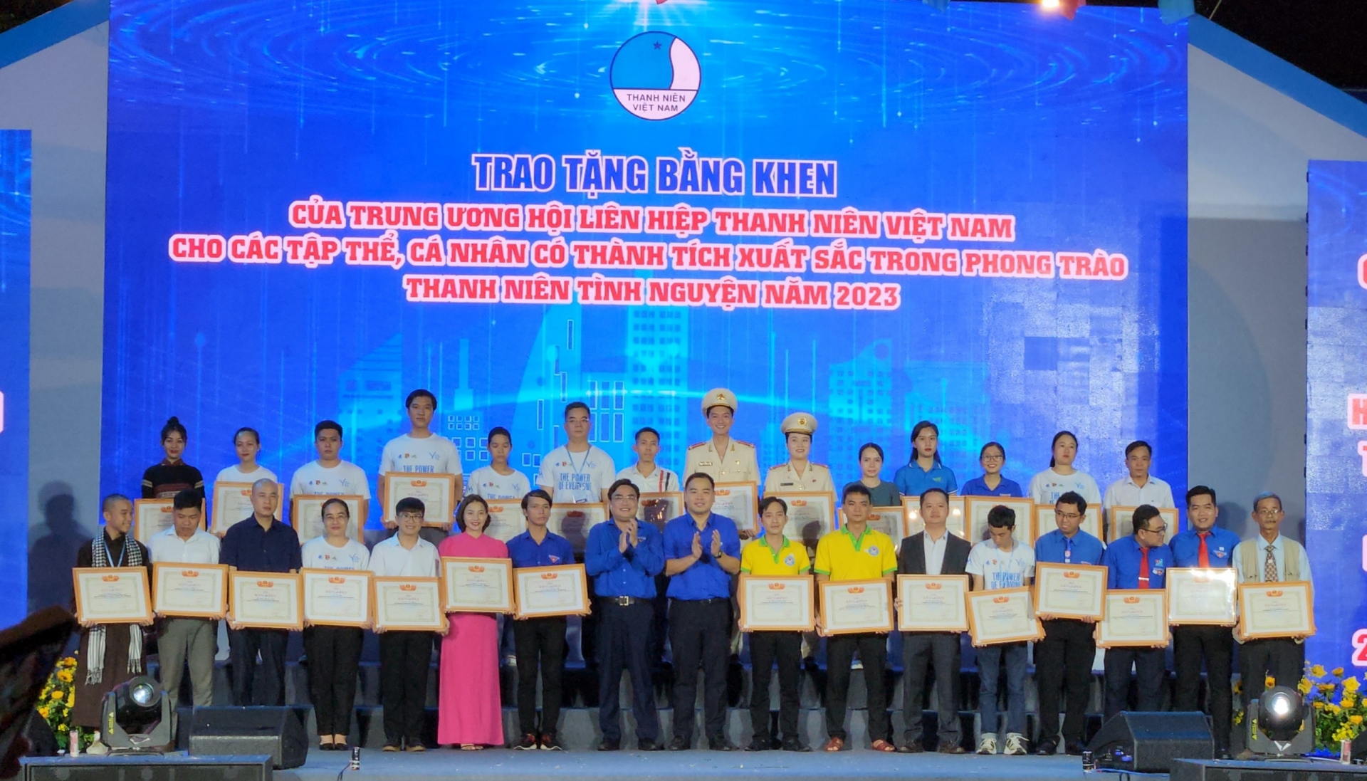 Lâm Đồng có 4 tập thể, cá nhân có thành tích xuất sắc trong hoạt động tình nguyện vì cộng đồng năm 2023