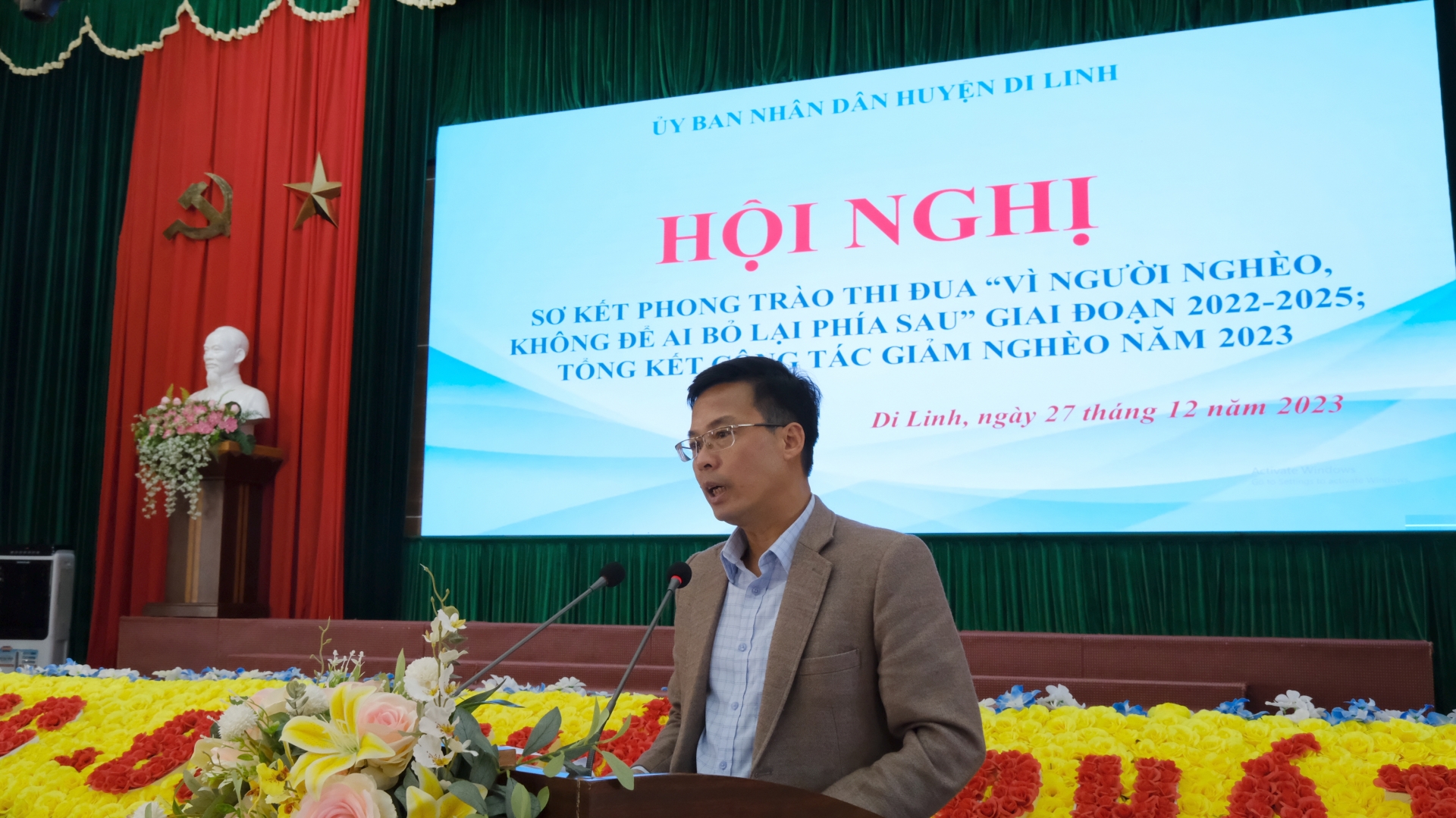 Đồng chí Đinh Văn Tuấn – Bí thư Huyện ủy Di Linh phát biểu tại Hội nghị