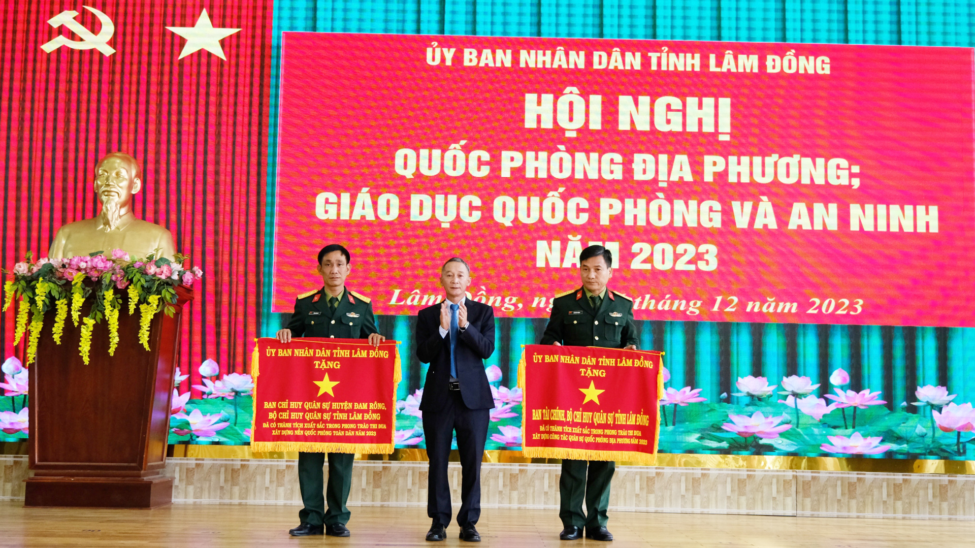 Tổng kết công tác quốc phòng địa phương và công tác giáo dục quốc phòng an ninh năm 2023