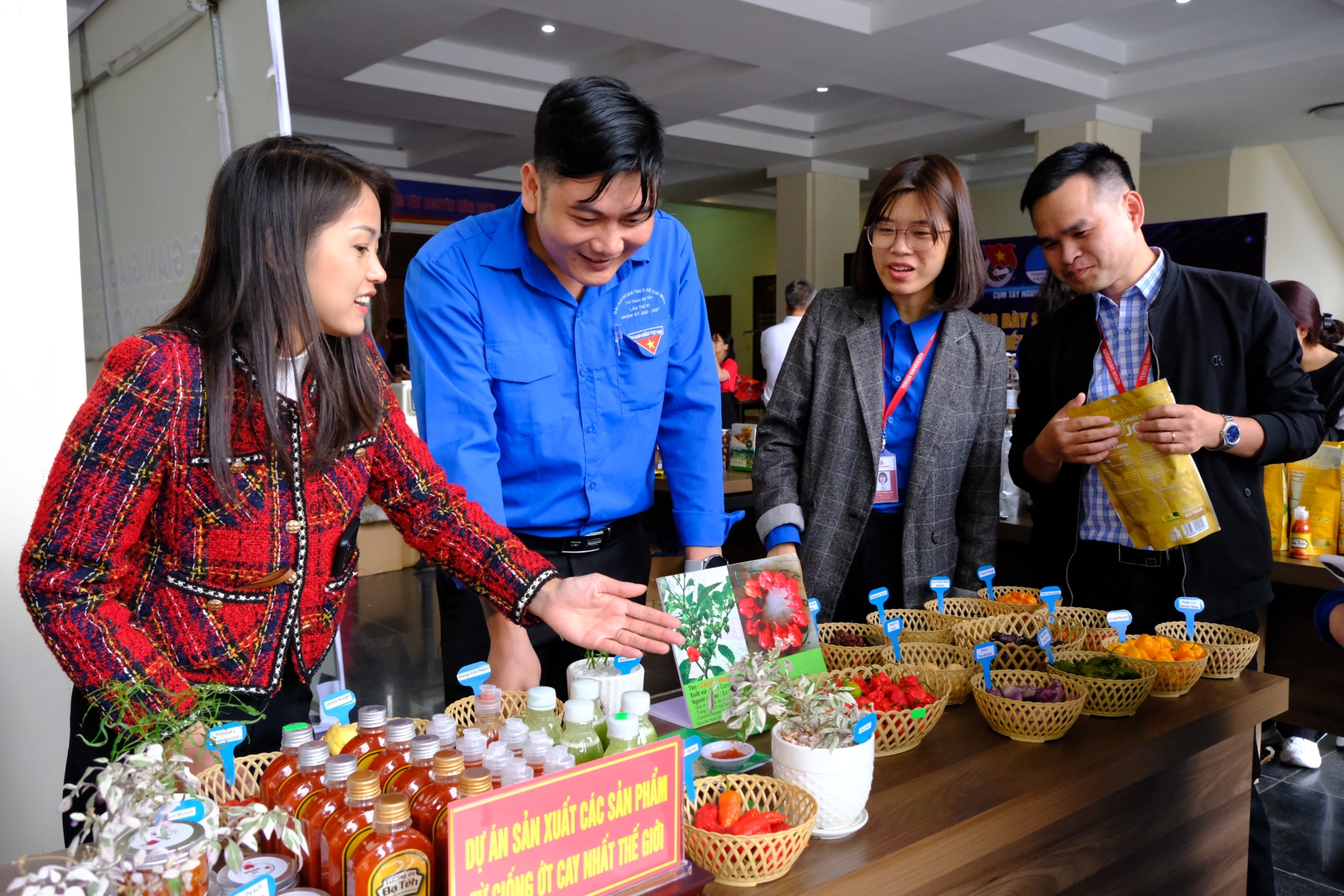 Chợ phiên OCOP thanh niên Lâm Đồng là cơ hội để quảng bá, giới thiệu các sản phẩm khởi nghiệp của thanh niên các địa phương trên địa bàn tỉnh