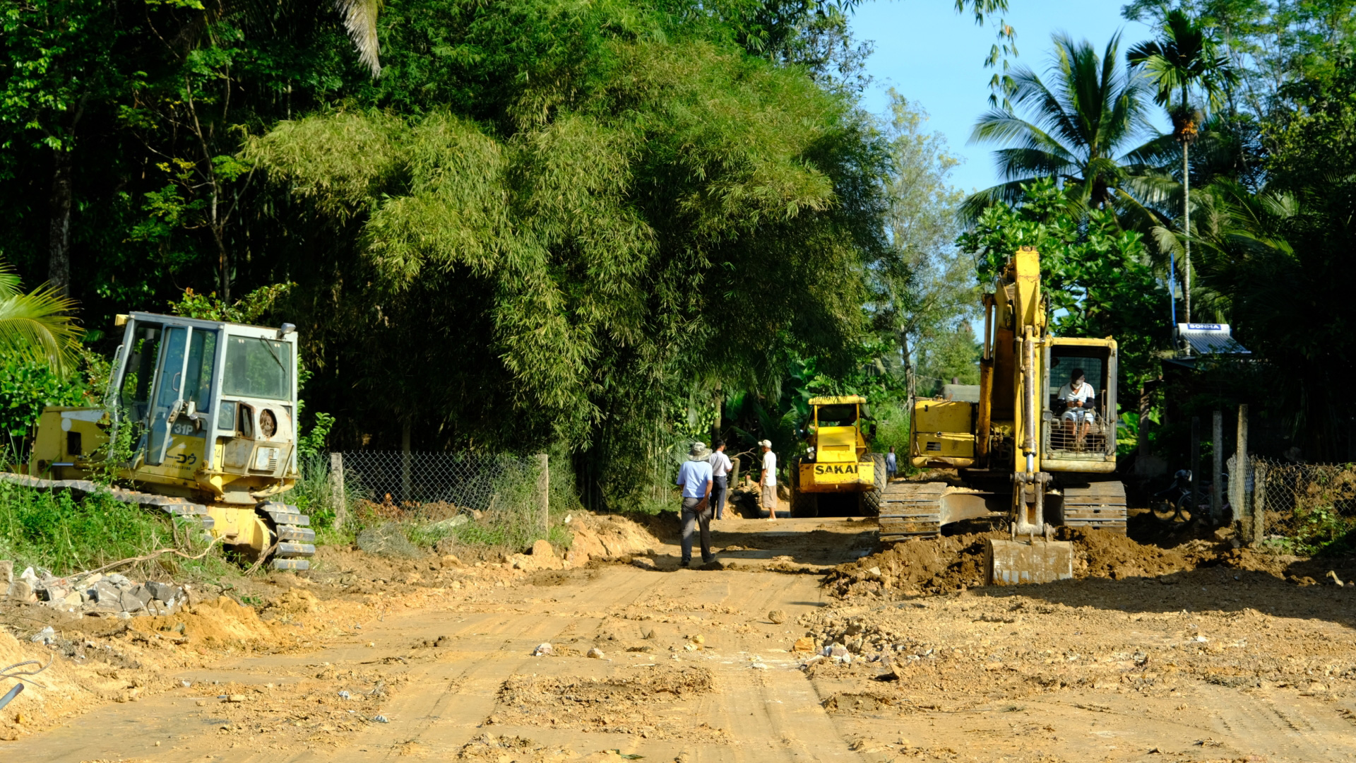 Đơn vị thi công Công ty TNHH Bá Trí đẩy nhanh thi công công trình đường vành đai ven sông Đồng Nai