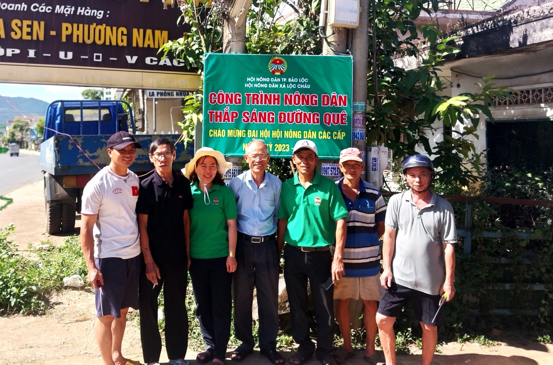 Bảo Lộc: Xây dựng 3 công trình thắp sáng đường quê