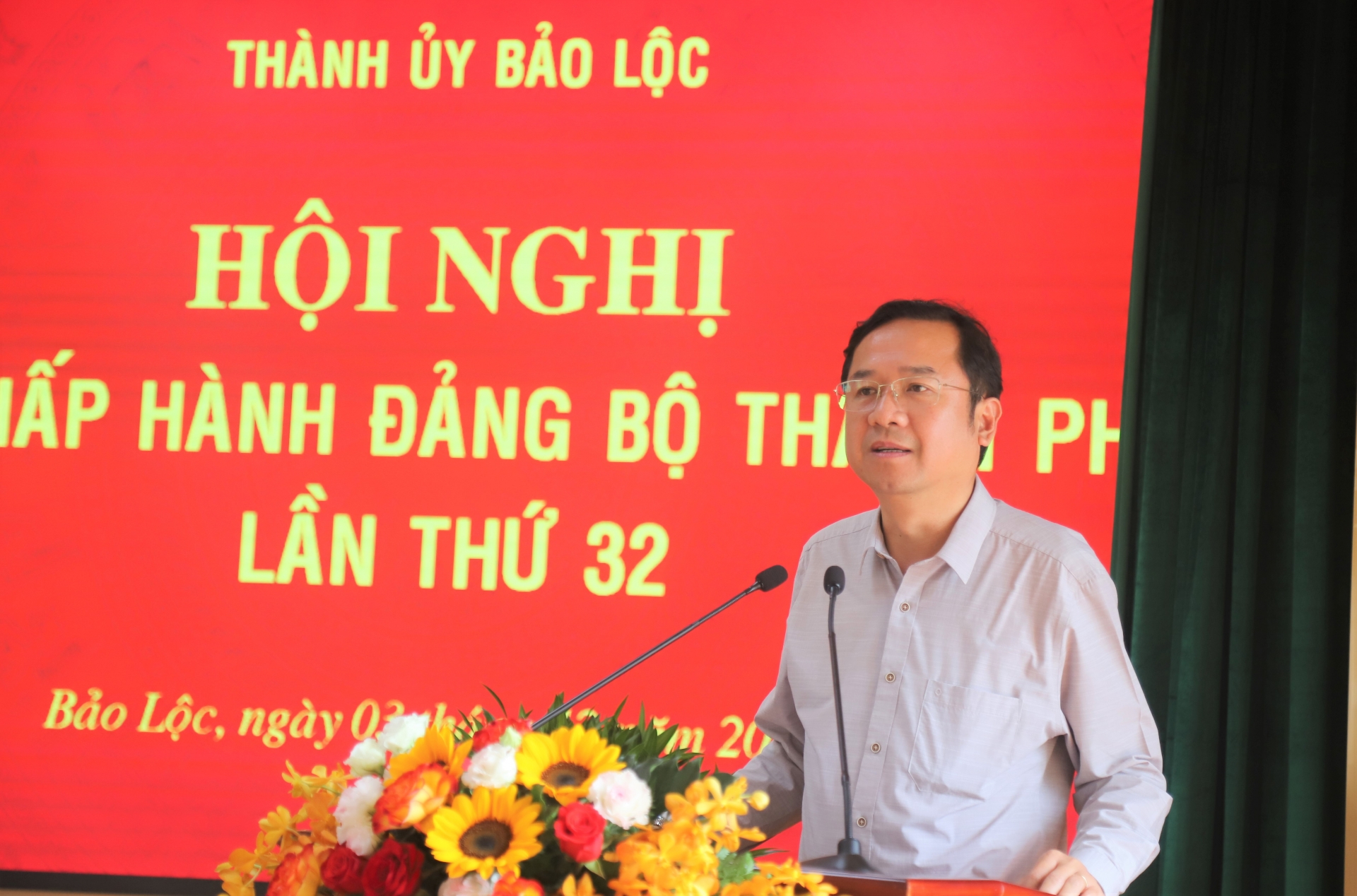 Đồng chí Tôn Thiện Đồng - Bí thư Thành ủy Bảo Lộc kết luận, chỉ đạo tại Hội nghị