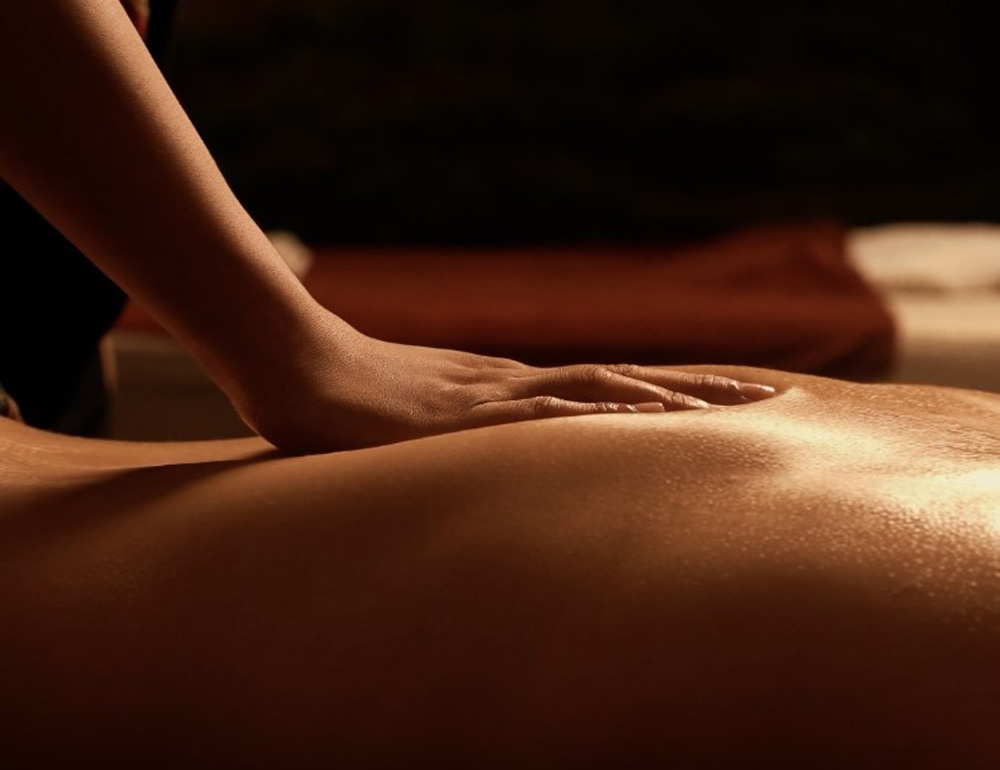 Thư giãn và trải nghiệm massage lưng Đà Nẵng tại Herbal Spa