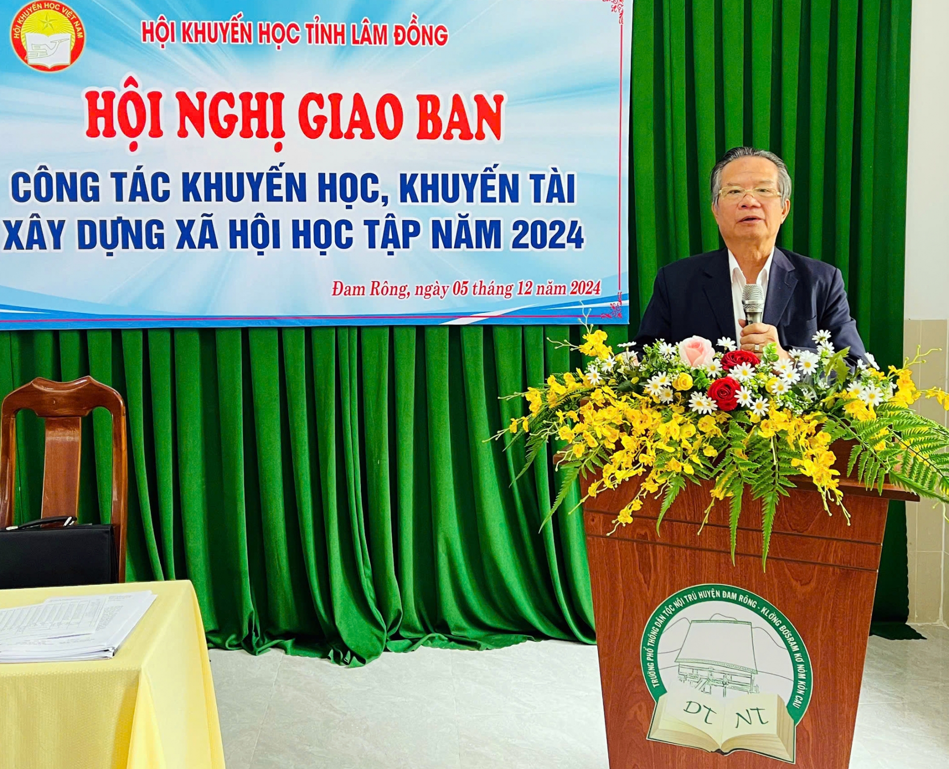 Nhà giáo Ưu tú Nguyễn Xuân Ngọc – Chủ tịch Hội Khuyến học tỉnh Lâm Đồng phát biểu