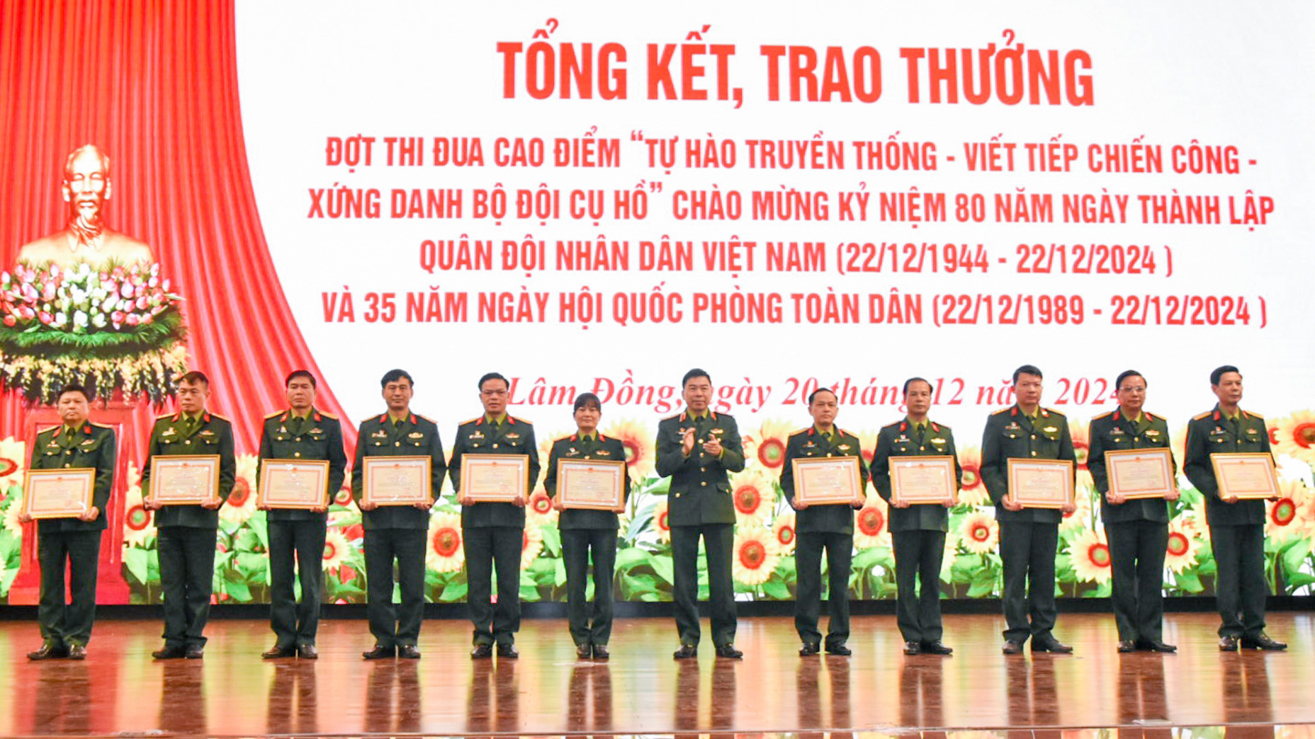 Học viện Lục quân tuyên dương hơn 90 tập thể, cá nhân đạt thành tích tiêu biểu trong đợt thi đua cao điểm