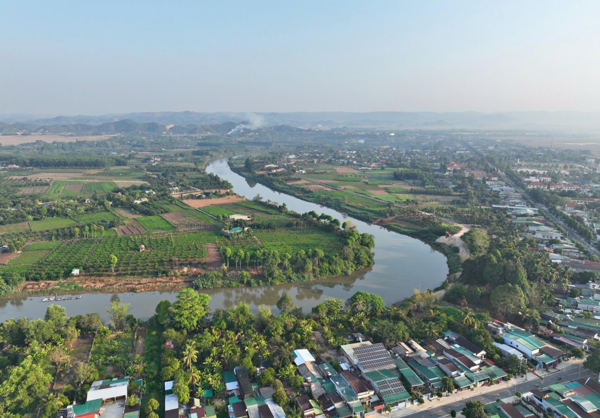 Đánh giá tác động của mưa trái mùa đền nguồn nước trên sông Đồng Nai thuộc tỉnh Lâm Đồng