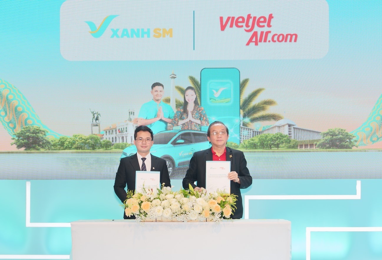 Vietjet và Xanh SM, thương hiệu tiên phong về dịch vụ di chuyển thuần điện, vừa ký kết hợp tác chiến lược để phát triển đa dạng các dịch vụ tiện ích dành cho người dân và du khách