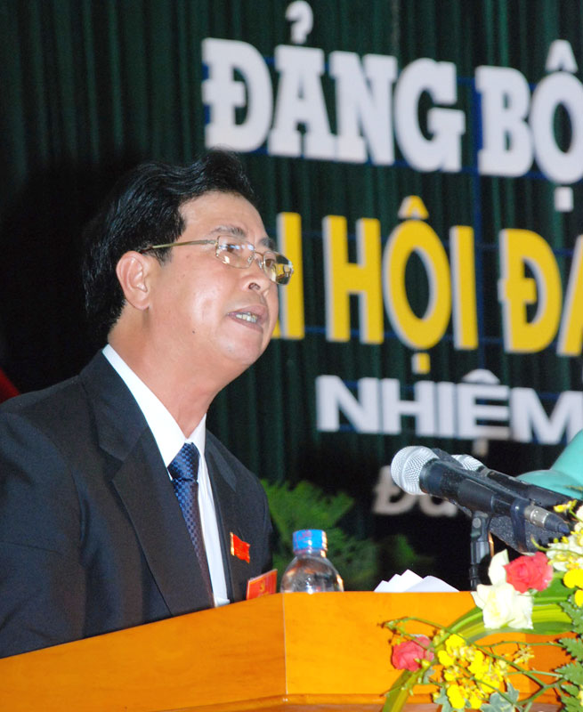 Đồng chí Hòang Sĩ Sơn – UVBTV, Phó Chủ tịch Thường trực UBND tỉnh
