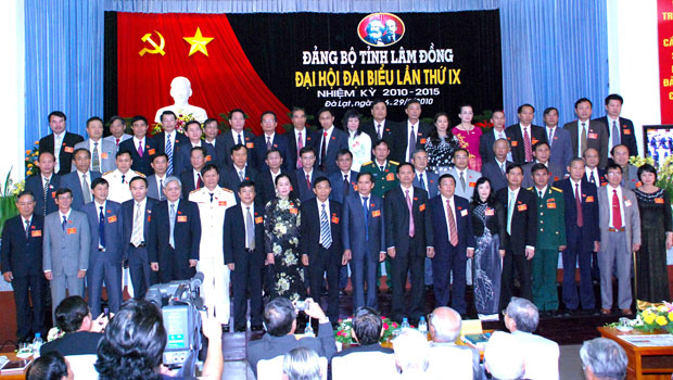 Đồng chí Huỳnh Phong Tranh – Ủy viên Trung ương Đảng tái đắc cử chức vụ Bí thư Tỉnh ủy