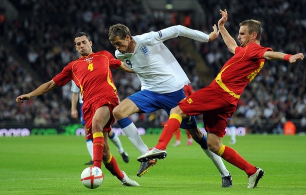 Anh chịu “cưa điểm” với Montenegro ngay tại Wembley