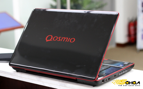 Toshiba Qosmio X500. 