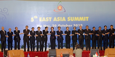 Quốc tế đánh giá tích cực Hội nghị Cấp cao ASEAN 17
