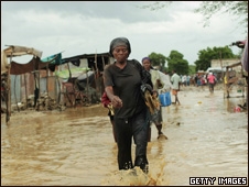  Cơn bão Tomas gây lụt lội và dịch bệnh tại Haiti
