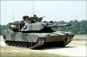 Xe tăng M1A1 Abrams.