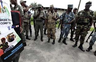 Cote d&#146;Ivoire áp đặt lệnh giới nghiêm trước bầu cử