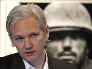 Phát lệnh truy nã toàn cầu nhà sáng lập WikiLeaks