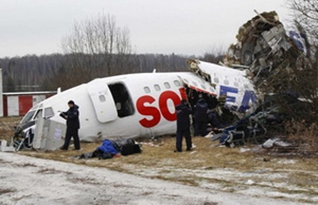 Một chiếc máy bay Tu-154 của Nga bị tai nạn sau khi chệch khỏi đường băng. (Nguồn: Reuters)