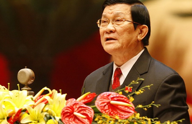 Ủy viên Bộ Chính trị, Thường trực Ban bí thư Trương Tấn Sang đọc báo cáo kiểm điểm sự lãnh đạo, chỉ đạo của Ban chấp hành trung ương Đảng tại Đại hội XI - Ảnh: Tuổi trẻ online