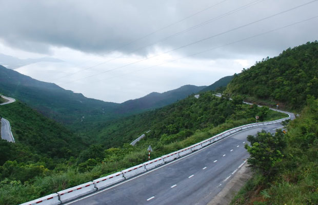 Vì sao đường Nha Trang – Đà Lạt phải làm muộn?