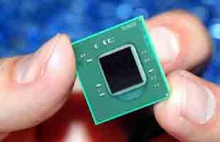 Microsoft yêu cầu Intel chế tạo chip Atom 16 lõi