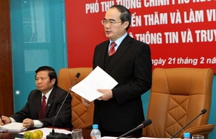 Phó Thủ tướng Nguyễn Thiện Nhân đến thăm và làm việc với Bộ Thông tin và Truyền thông.