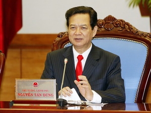 Thủ tướng Nguyễn Tấn Dũng phát biểu khai mạc hội nghị trực tuyến. (Ảnh: Đức Tám/TTXVN)
